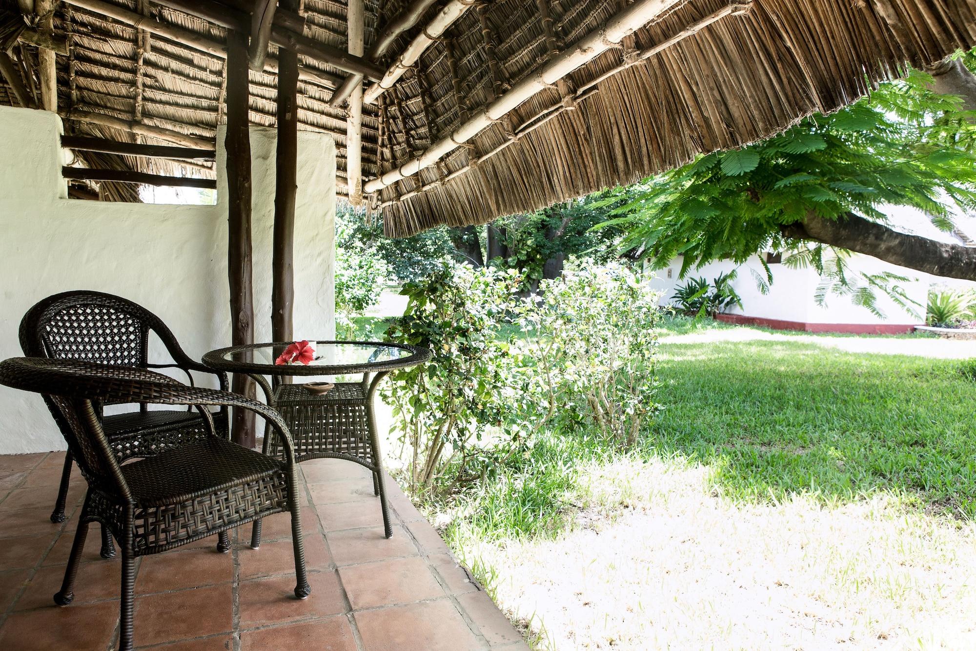 Hotel Karafuu Beach Resort Pingwe Dış mekan fotoğraf