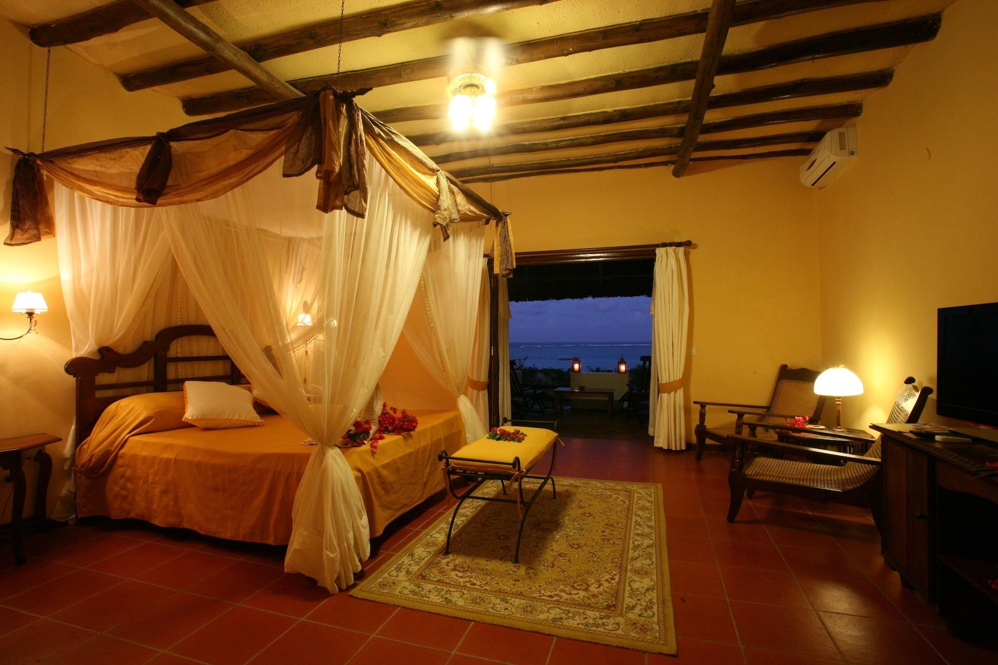 Hotel Karafuu Beach Resort Pingwe Dış mekan fotoğraf